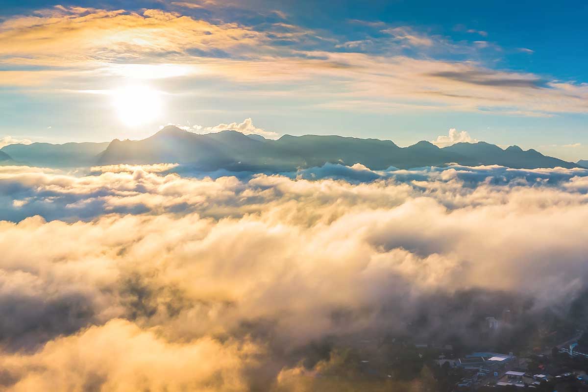 Blue skies ahead: 3 factors shaping air travel and pricing in 2022
